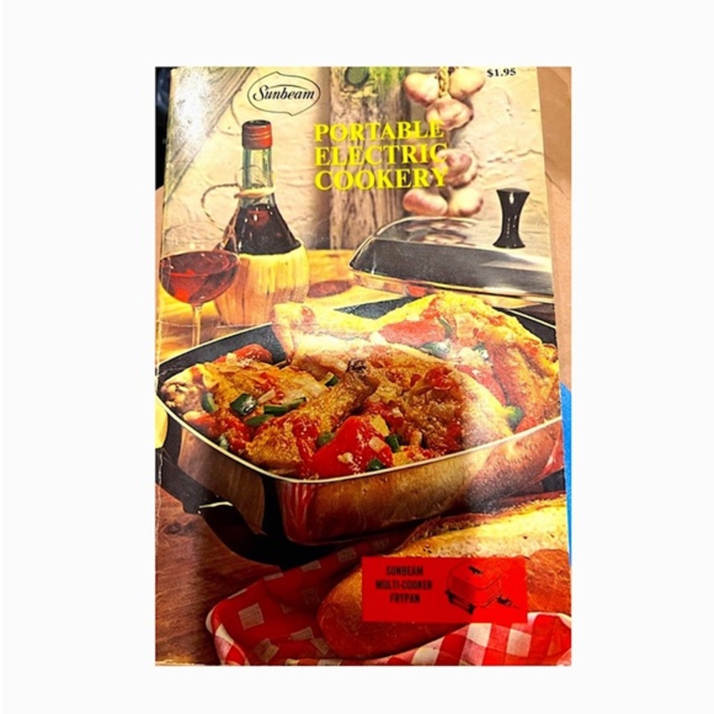 Sunbeam Portable Electric Cookery Cookbook‎ Unisex OS Multi Good Vintage 1970